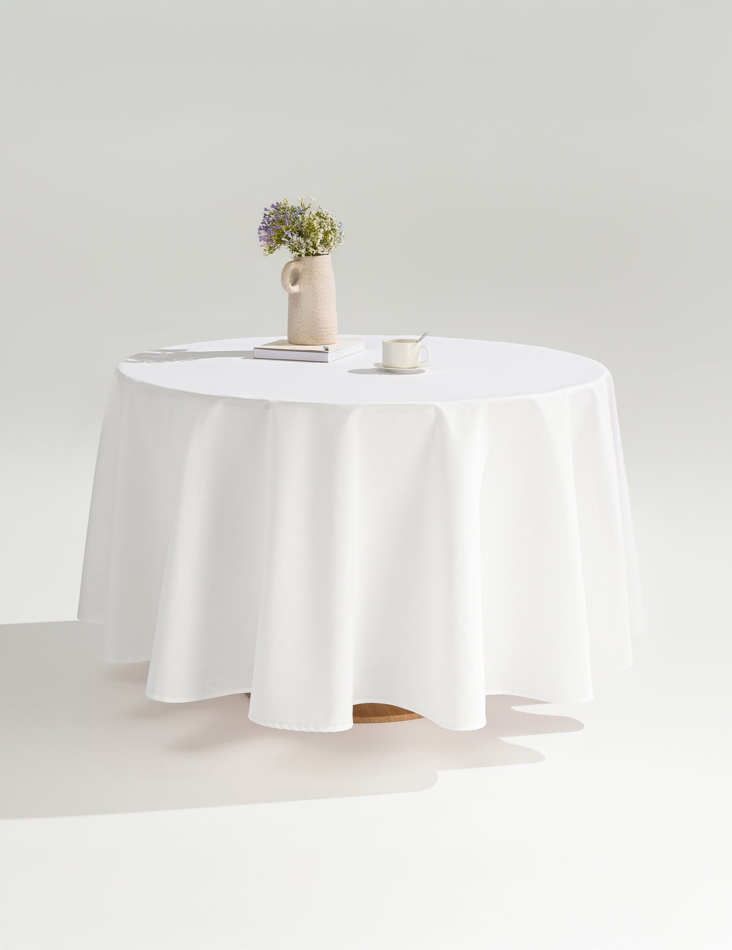 Sheenfon 100% Polyester Tablecloth, Round, White, Set of 2