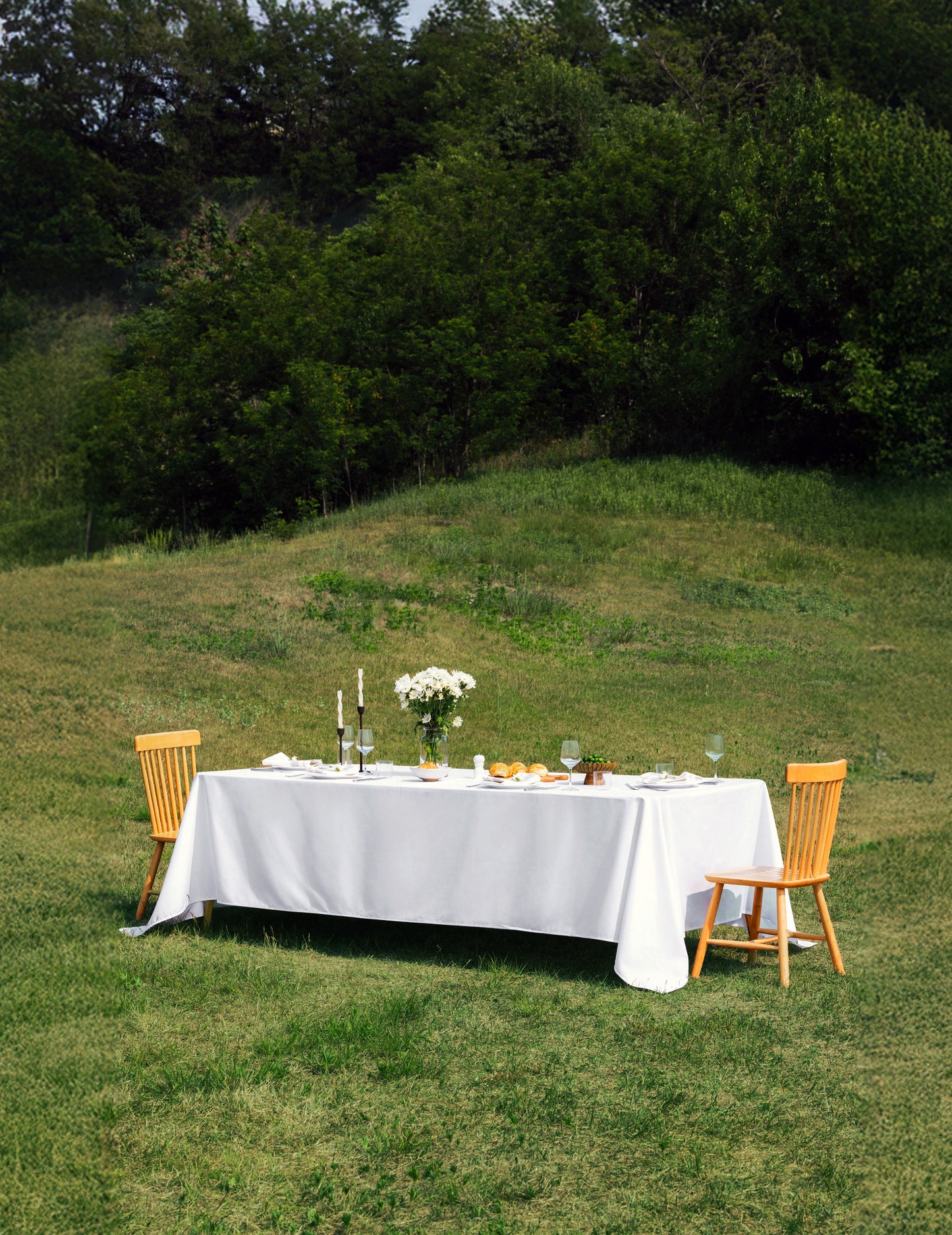 Sheenfon 100% Polyester Tablecloth, Square, White, Set of 2